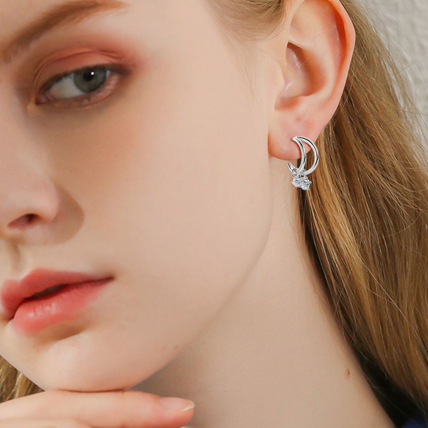 Faye 925 Sterling Silver Moissanite C-Hoop Earrings