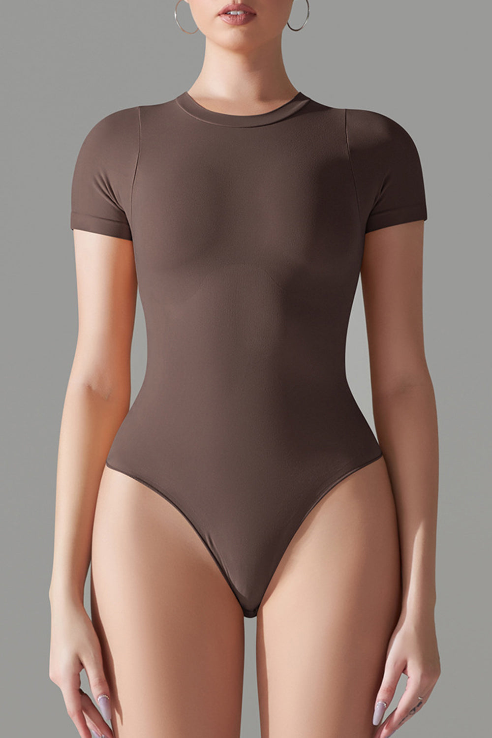 Leslie Round Neck Short Sleeve Active Bodysuit