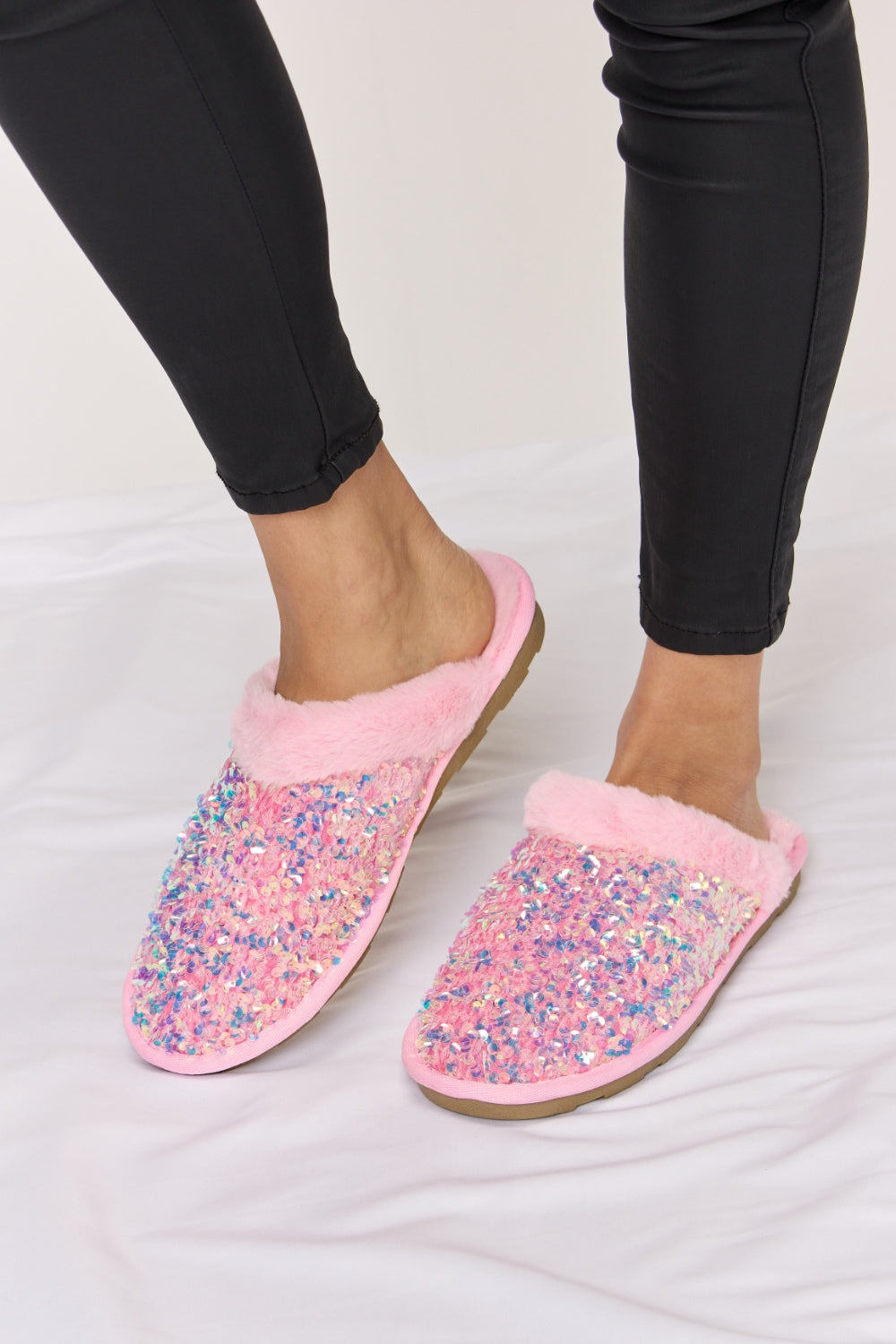 City-Glam Sequin Plush Round Toe Slippers