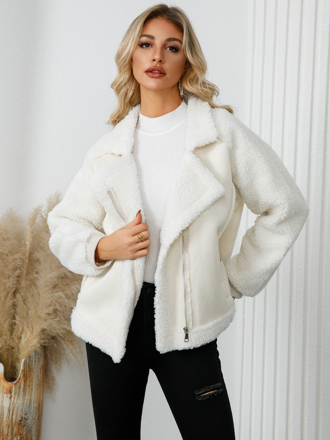 Elowen Pocketed Sherpa Zip Up Long Sleeve Jacket