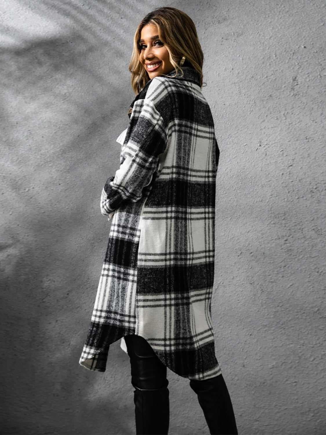Lana Plaid Collared Neck Long Sleeve Coat