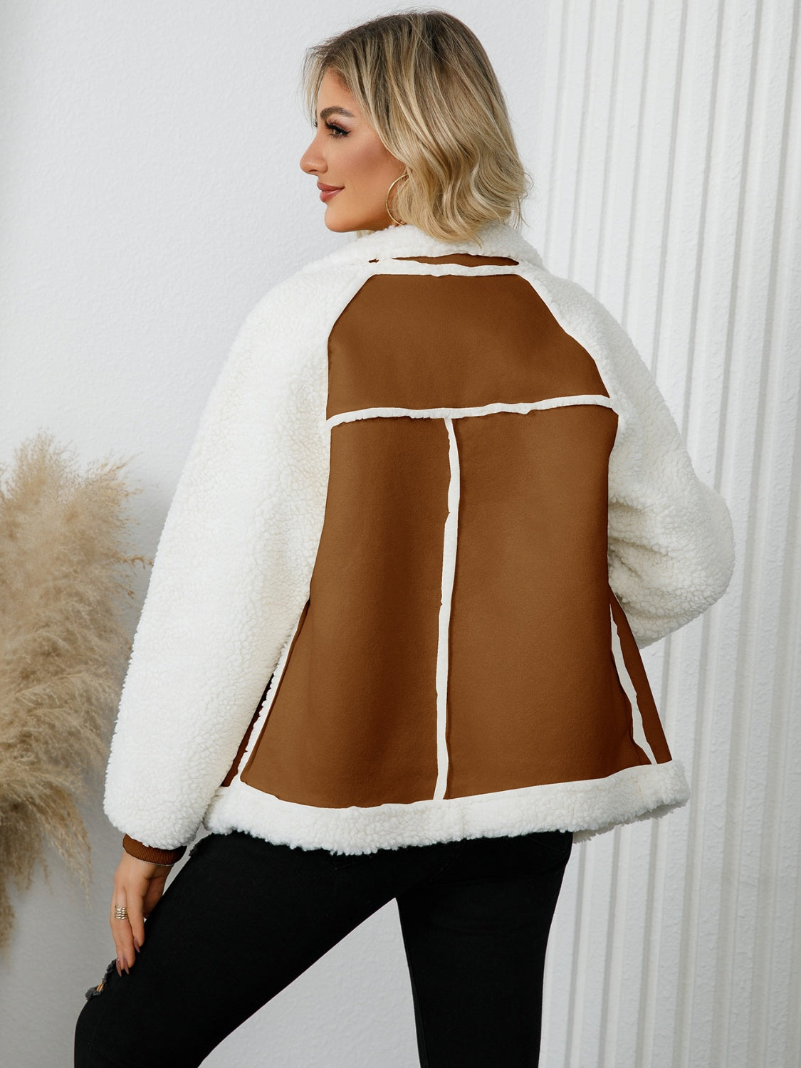 Elowen Pocketed Sherpa Zip Up Long Sleeve Jacket