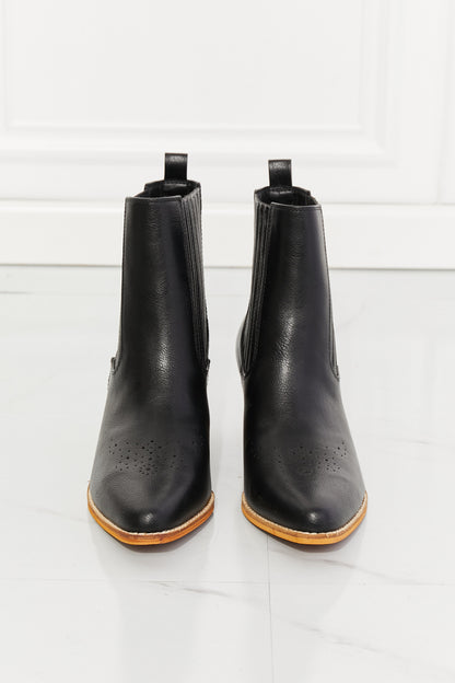 Onyx Rush Stacked Heel Chelsea Boot in Black