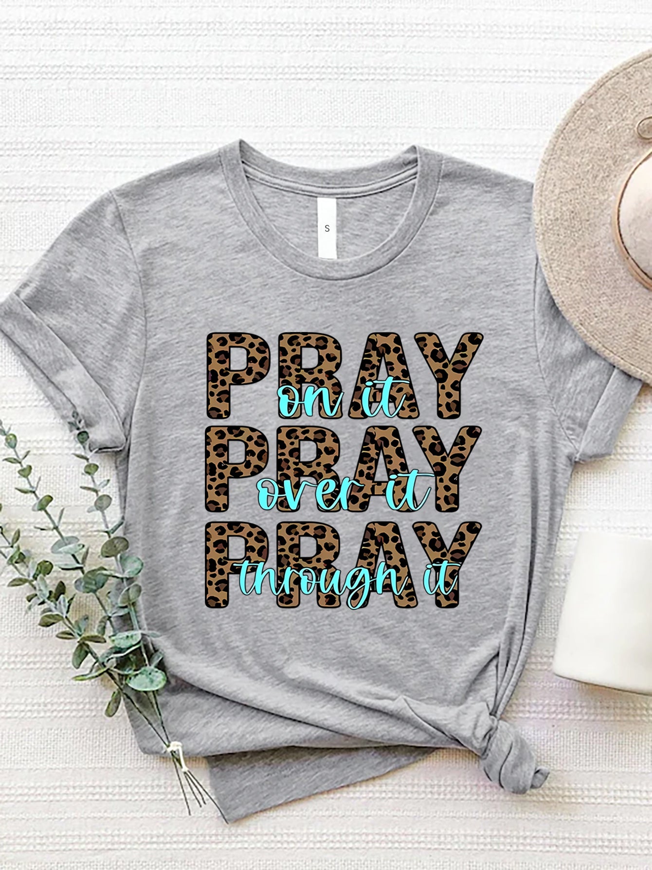 "Pray" Graphic Round Neck Short Sleeve T-Shirt