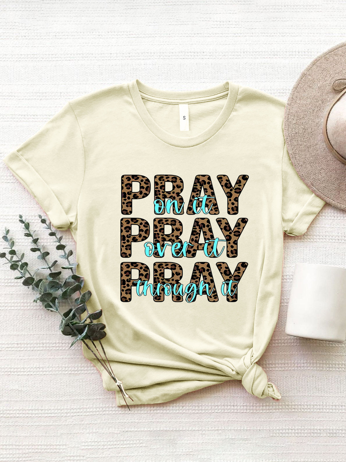 "Pray" Graphic Round Neck Short Sleeve T-Shirt